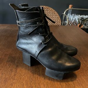 Trippen Black Leather Boots - Size 9